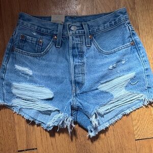 Levi's| 501 Distressed Jean Shorts